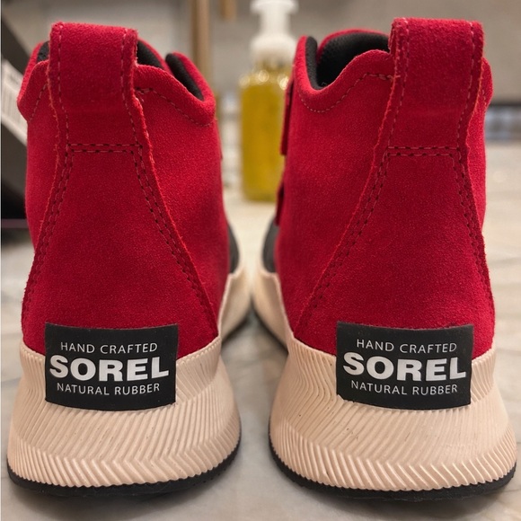 Sorel Out N About Classic WP Kids Size 13 Red Waterproof Boots NC4578-639 w/ Box - Picture 8 of 9